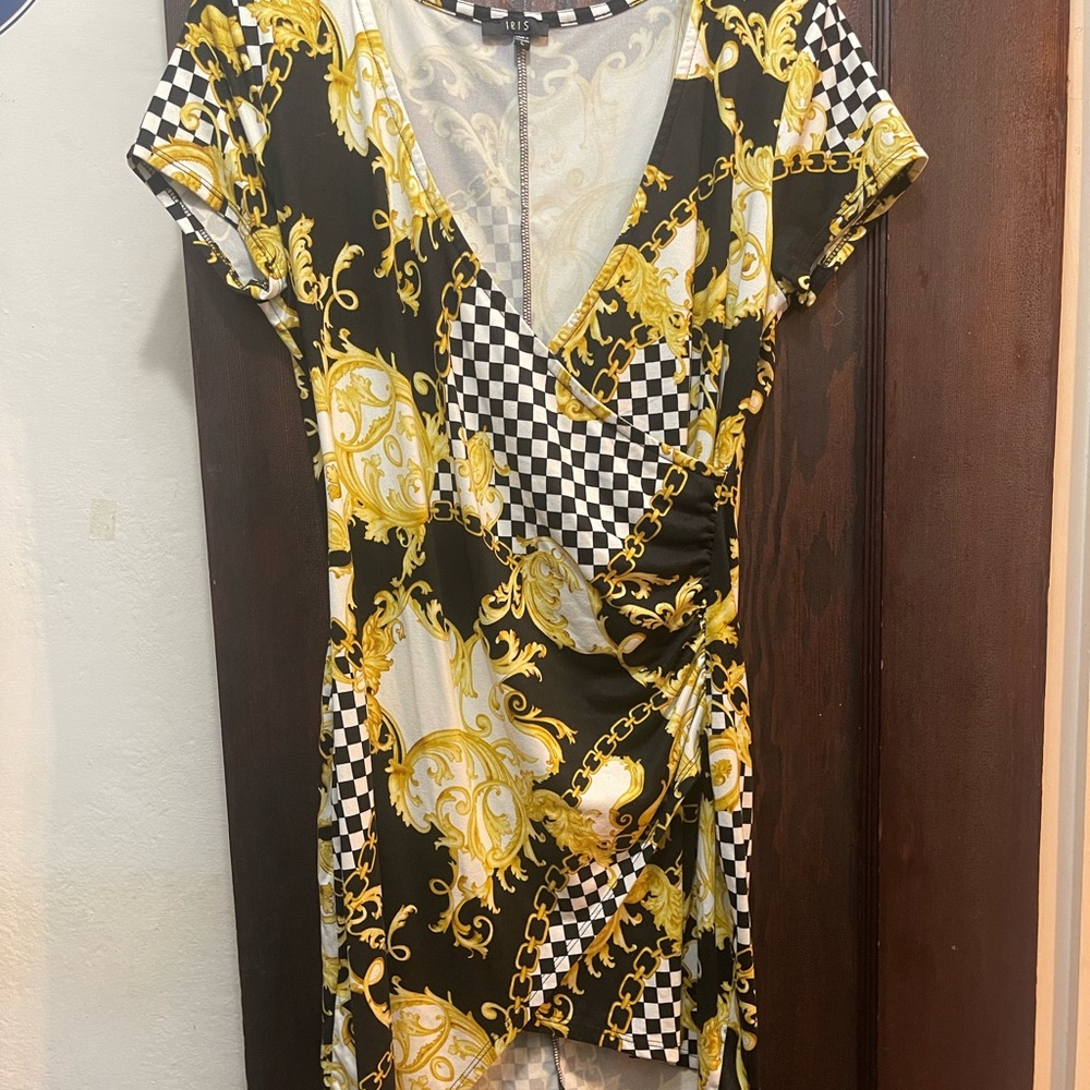 Patterned black and yellow dress